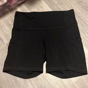 Black biker shorts with pockets